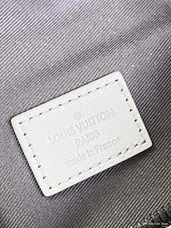 Aaa replica bags BUMBAG LOUIS DISCOVERY VUITTON 0723